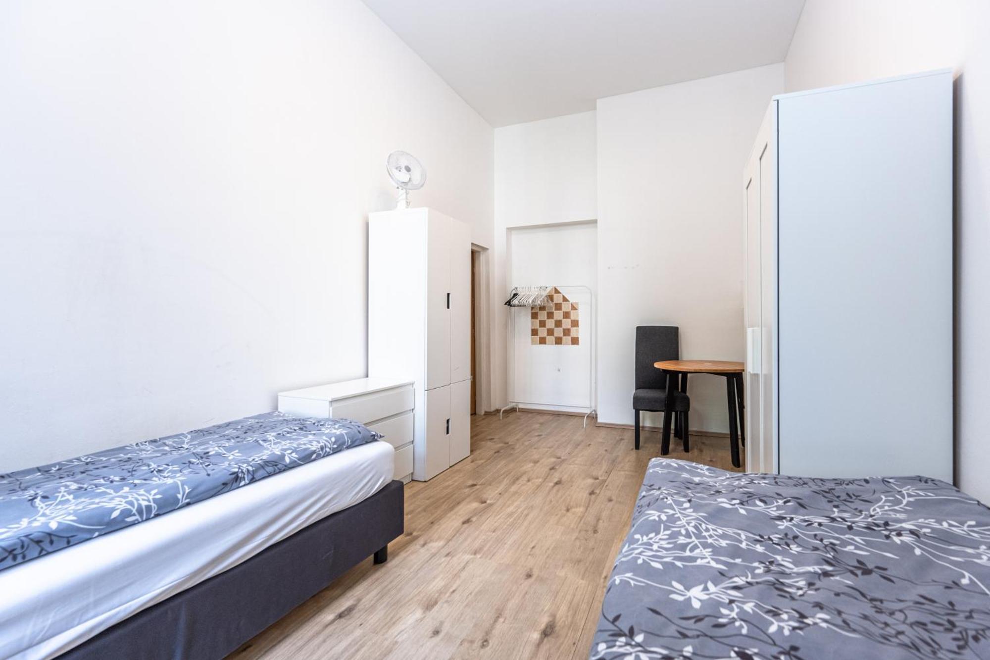 Apartments Safarikova 18 Praga Exterior foto